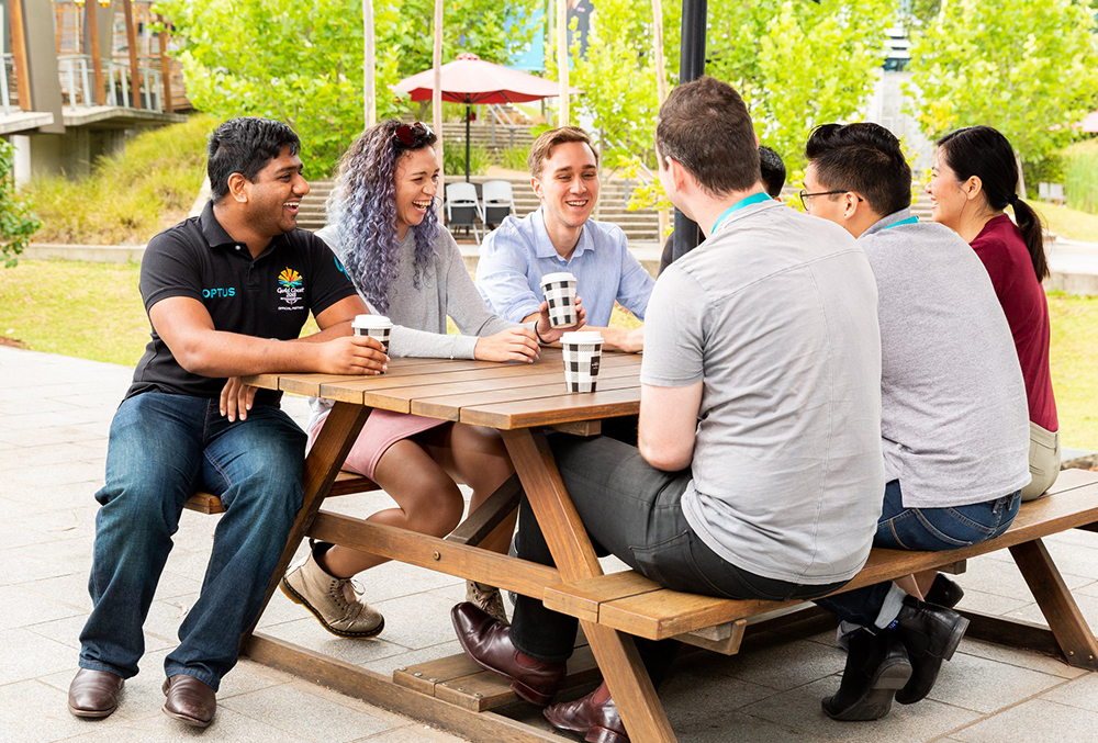 Optus Graduate Isobel Fraser with early talent crew