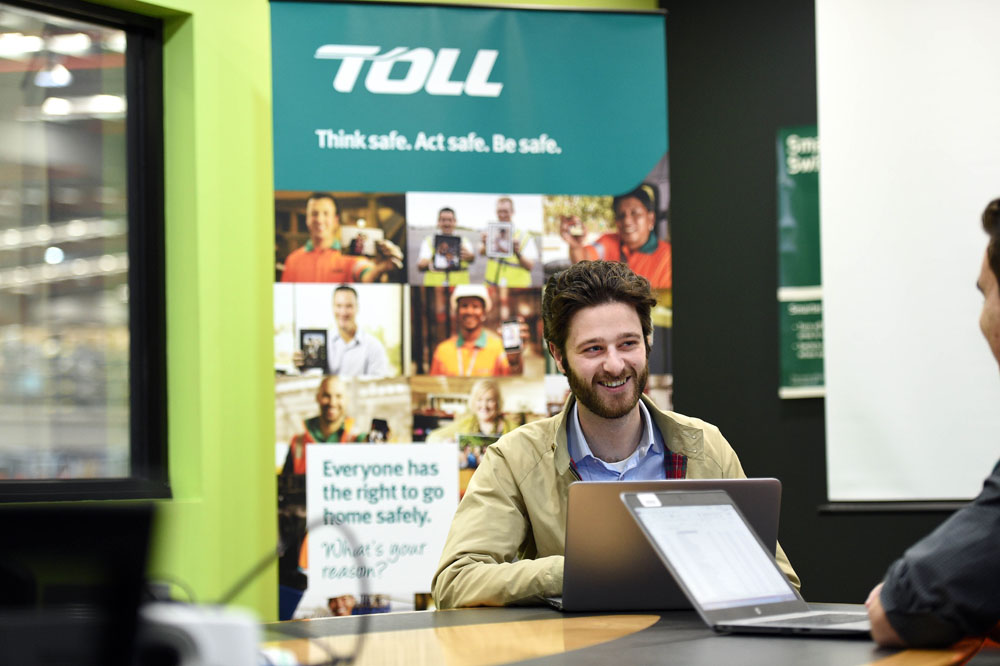 Day in the life: Toll - Davis Hugh meeting with team leader