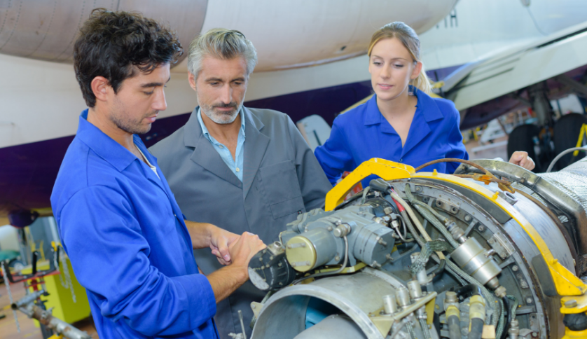Aerospace engineering students under supervision. 